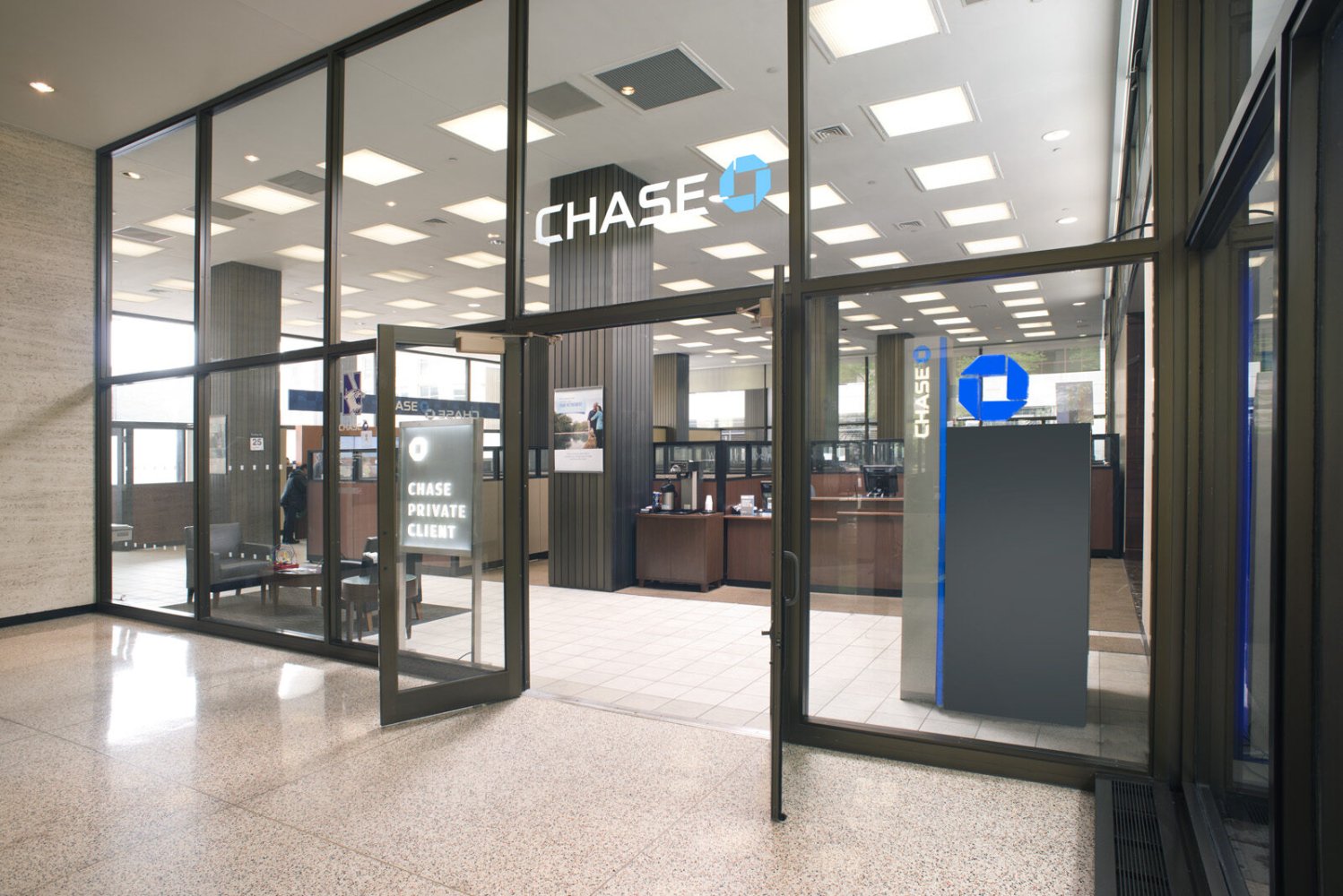 Glass-walled entrance to the full-service Chase bank branch in the Orrington Plaza lobby